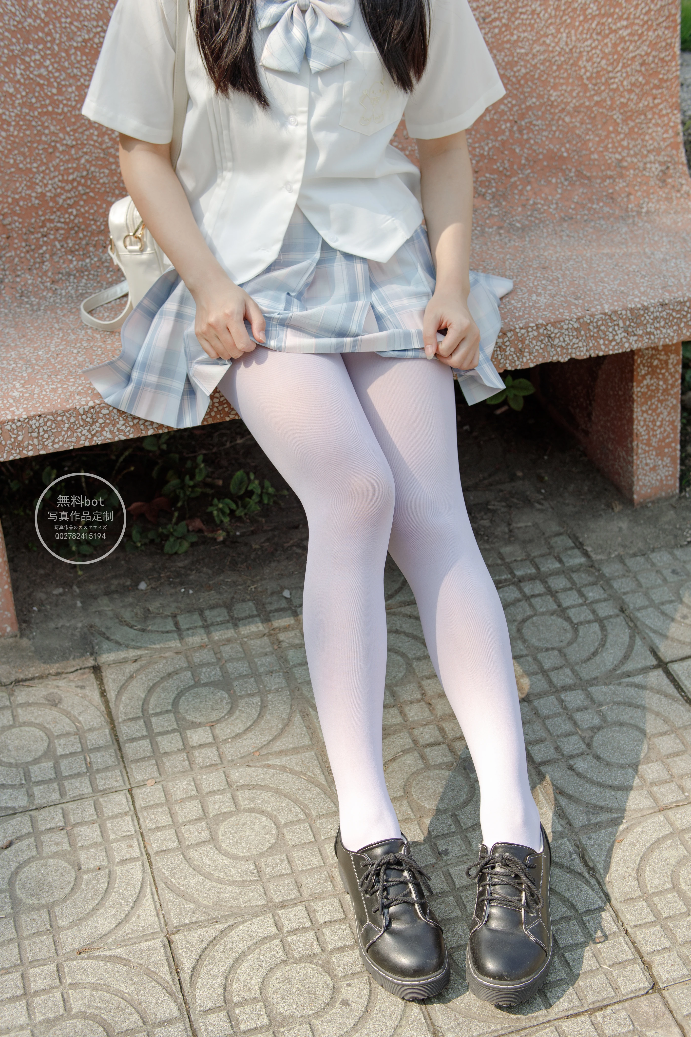 森萝财团 有料001  小兰 白丝JK制服少女 [64P]插图7